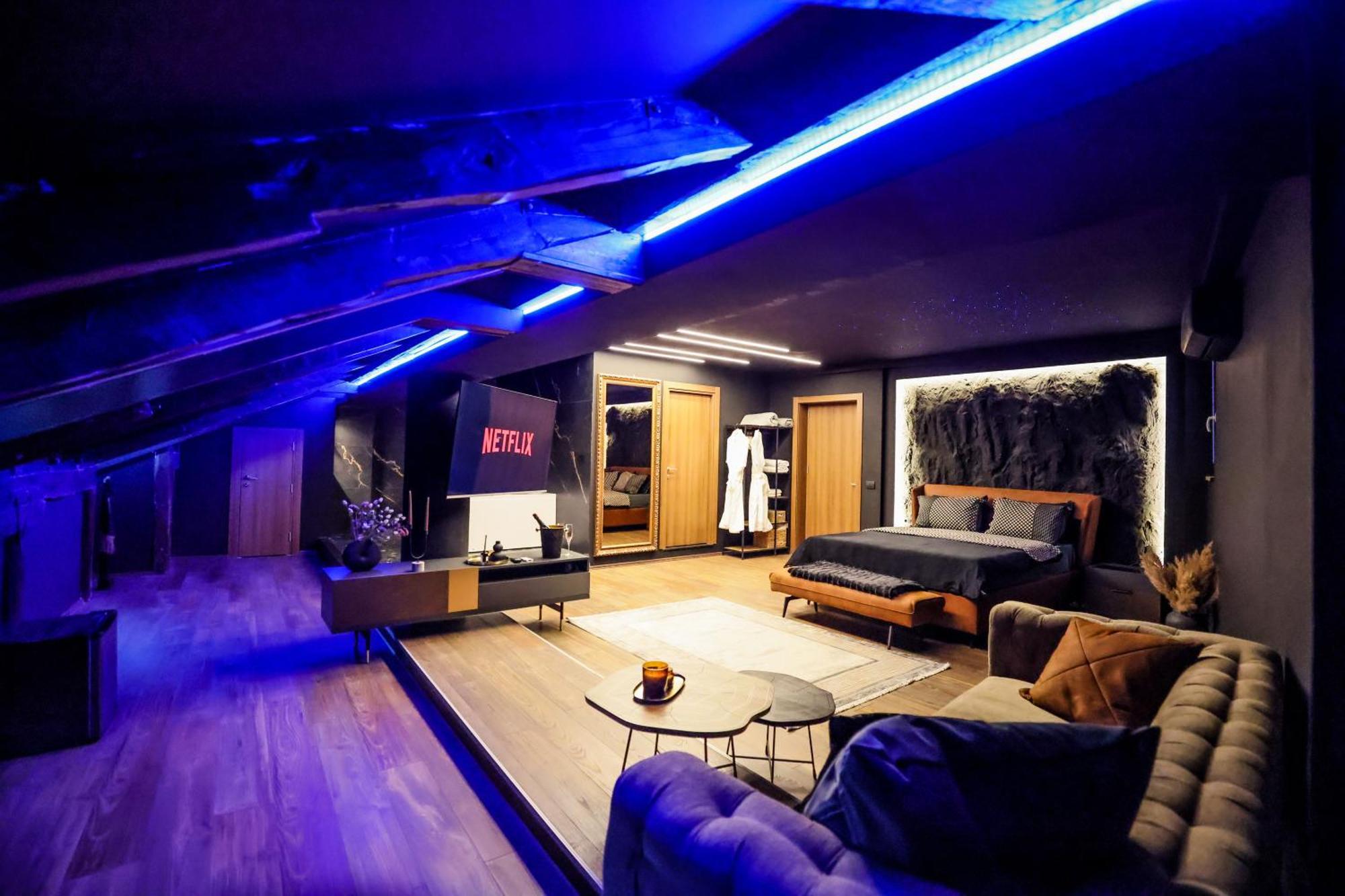 Hotel Unique Luxury